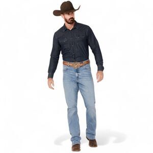 NEW Wrangler Men's Retro Relaxed Fit Bootcut Jeans Light Wash 31x32